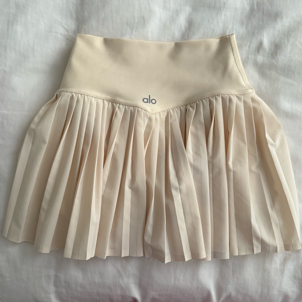 ALO Grand Slam Pleated Tennis Skirt Yoga in butter yellow xxs - Picture 2 of 12